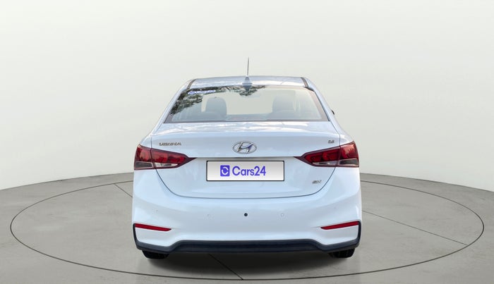 2018 Hyundai Verna 1.6 VTVT SX, Petrol, Manual, 87,828 km, Back/Rear