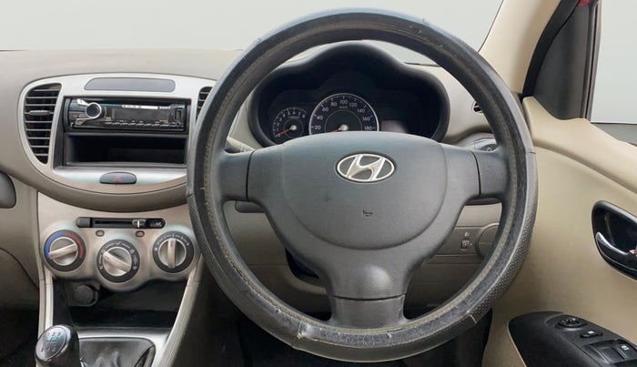 2013 Hyundai i10 MAGNA 1.2, Petrol, Manual, 32,737 km, Steering Wheel Close Up