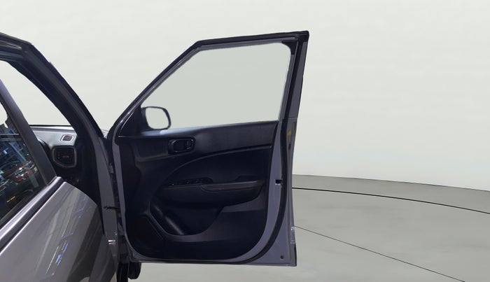 2023 Hyundai VENUE N LINE N8 1.0 TURBO DCT, Petrol, Automatic, 10,559 km, RHS Front Door