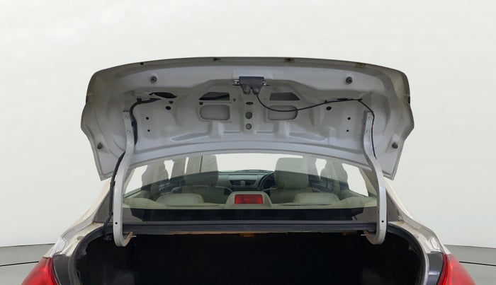 2015 Maruti Swift Dzire LXI, Petrol, Manual, 92,052 km, Boot Door Open