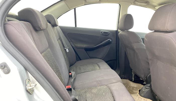 2015 Tata Zest XM 90PS DIESEL, Diesel, Manual, 1,05,410 km, Right Side Rear Door Cabin