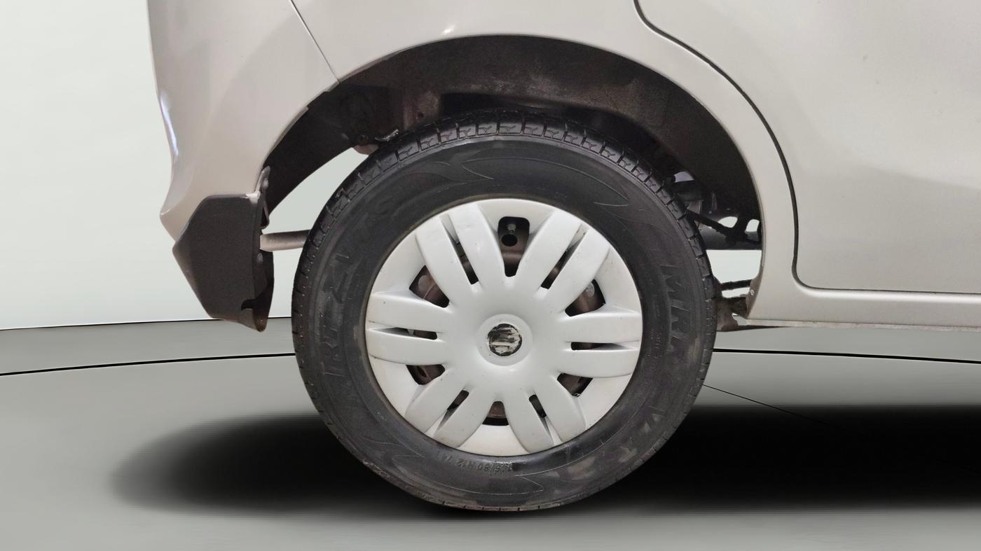 2013 Maruti Alto 800 LXI, Petrol, Manual, 77,328 km, Right Rear Wheel
