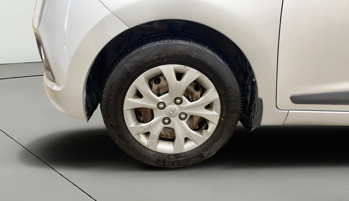 2016 Hyundai Grand i10 SPORTZ 1.2 KAPPA VTVT, CNG, Manual, 85,587 km, Left Front Wheel