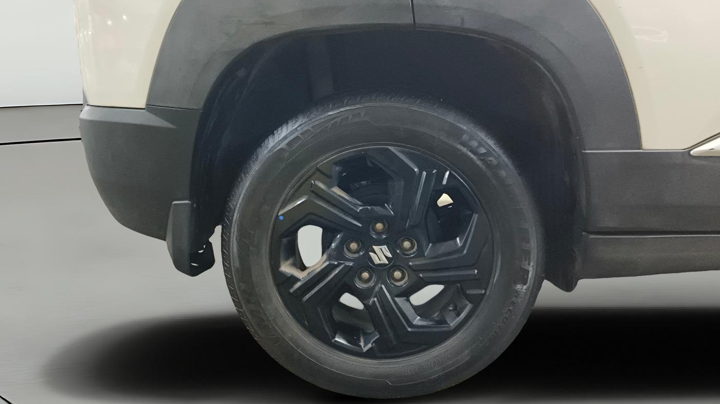2024 Maruti BREZZA ZXI S-CNG, CNG, Manual, 29,170 km, Right Rear Wheel