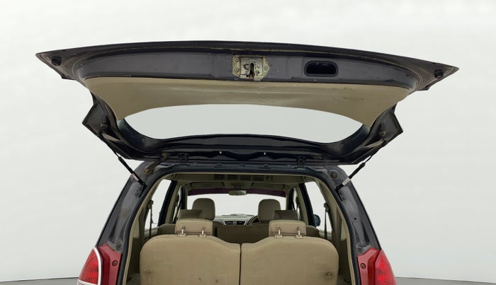2016 Maruti Ertiga VXI, CNG, Manual, 1,30,738 km, Boot Door Open