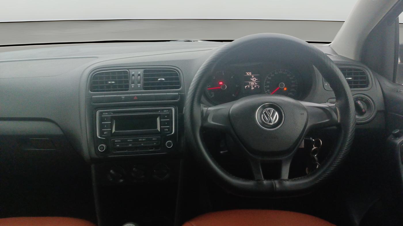 2015 Volkswagen Polo COMFORTLINE 1.2 Diesel, Diesel, Manual, 77,067 km, Steering Wheel Close Up