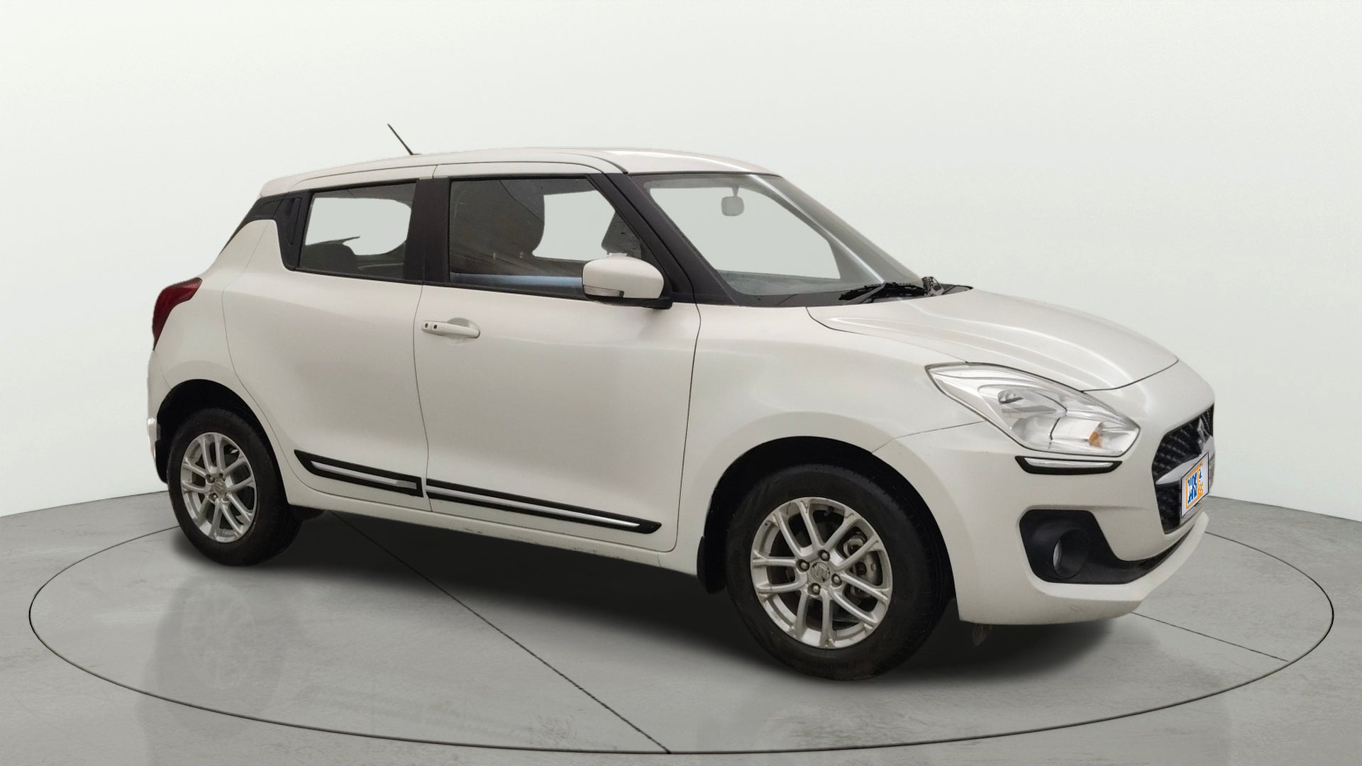 Used 2022 Maruti Swift ZXI AMT Automatic in Pune | 14,898 Kms - CARS24