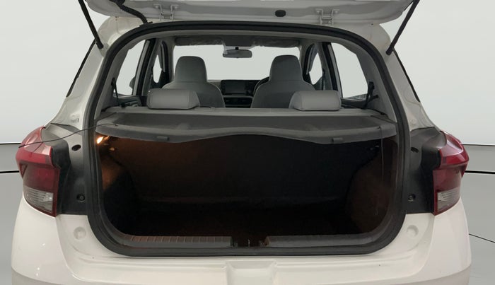 2024 Hyundai GRAND I10 NIOS SPORTZ 1.2 KAPPA VTVT, Petrol, Manual, 4,586 km, Boot Open Zoomed View