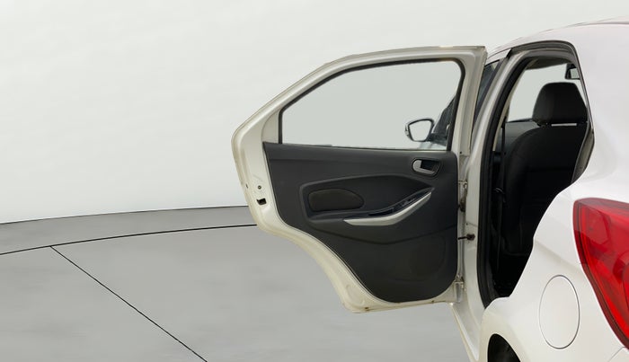 2017 Ford New Figo TITANIUM 1.2 PETROL MT, Petrol, Manual, 47,608 km, LHS Rear Door