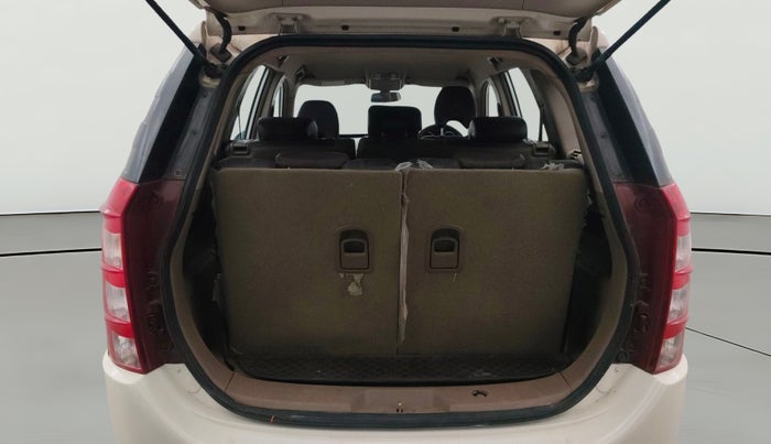 2017 Mahindra XUV500 W6, Diesel, Manual, 96,266 km, Boot Open Zoomed View