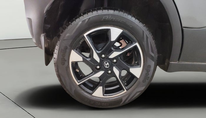 2023 Tata PUNCH CREATIVE  MT, Petrol, Manual, 14,073 km, Right Rear Wheel