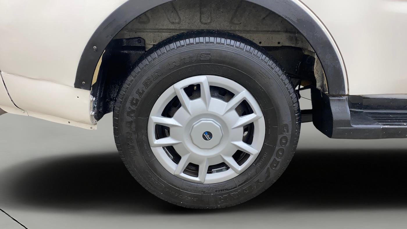 2019 Mahindra Xylo H4 BS IV, Diesel, Manual, 1,28,510 km, Right Rear Wheel