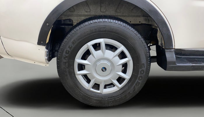 2019 Mahindra Xylo H4 BS IV, Diesel, Manual, 1,27,579 km, Right Rear Wheel