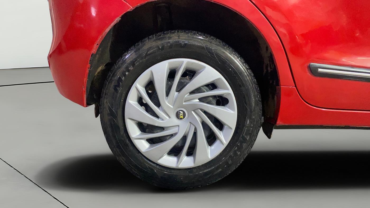 2017 Maruti Baleno DELTA PETROL 1.2, Petrol, Manual, 68,529 km, Right Rear Wheel