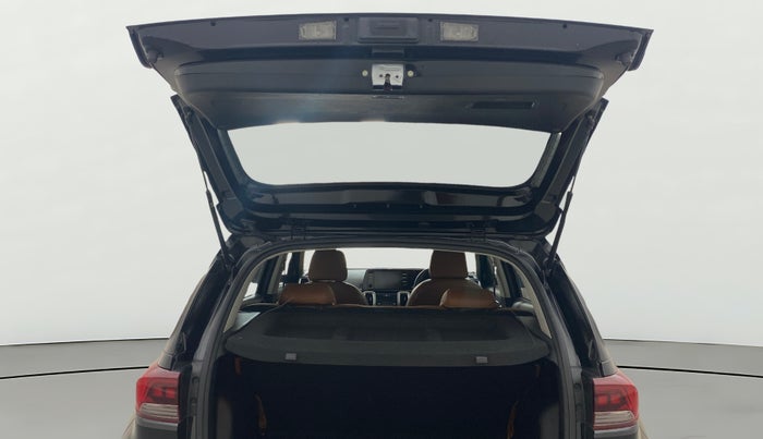 2020 KIA SONET HTX 1.5, Diesel, Manual, 66,884 km, Boot Door Open