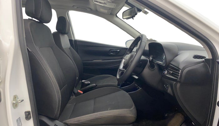 2022 Hyundai NEW I20 ASTA (O) 1.2 AT, Petrol, Automatic, 14,464 km, Right Side Front Door Cabin