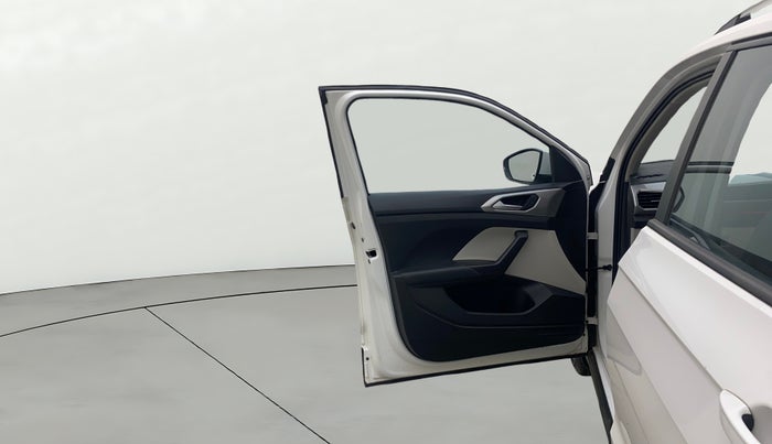 2021 Volkswagen TAIGUN GT 1.5 TSI MT, Petrol, Manual, 4,214 km, LHS Front Door