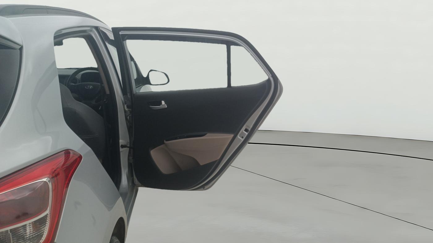 2019 Hyundai Grand i10 SPORTZ 1.2 KAPPA VTVT, Petrol, Manual, 30,228 km, RHS Rear Door