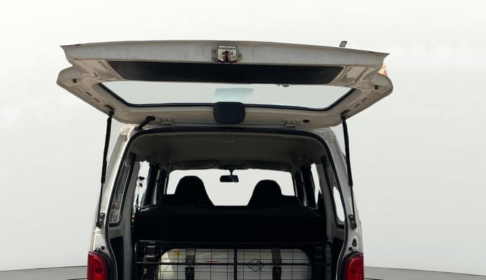2023 Maruti Eeco 5 STR AC CNG, CNG, Manual, 29,551 km, Boot Door Open