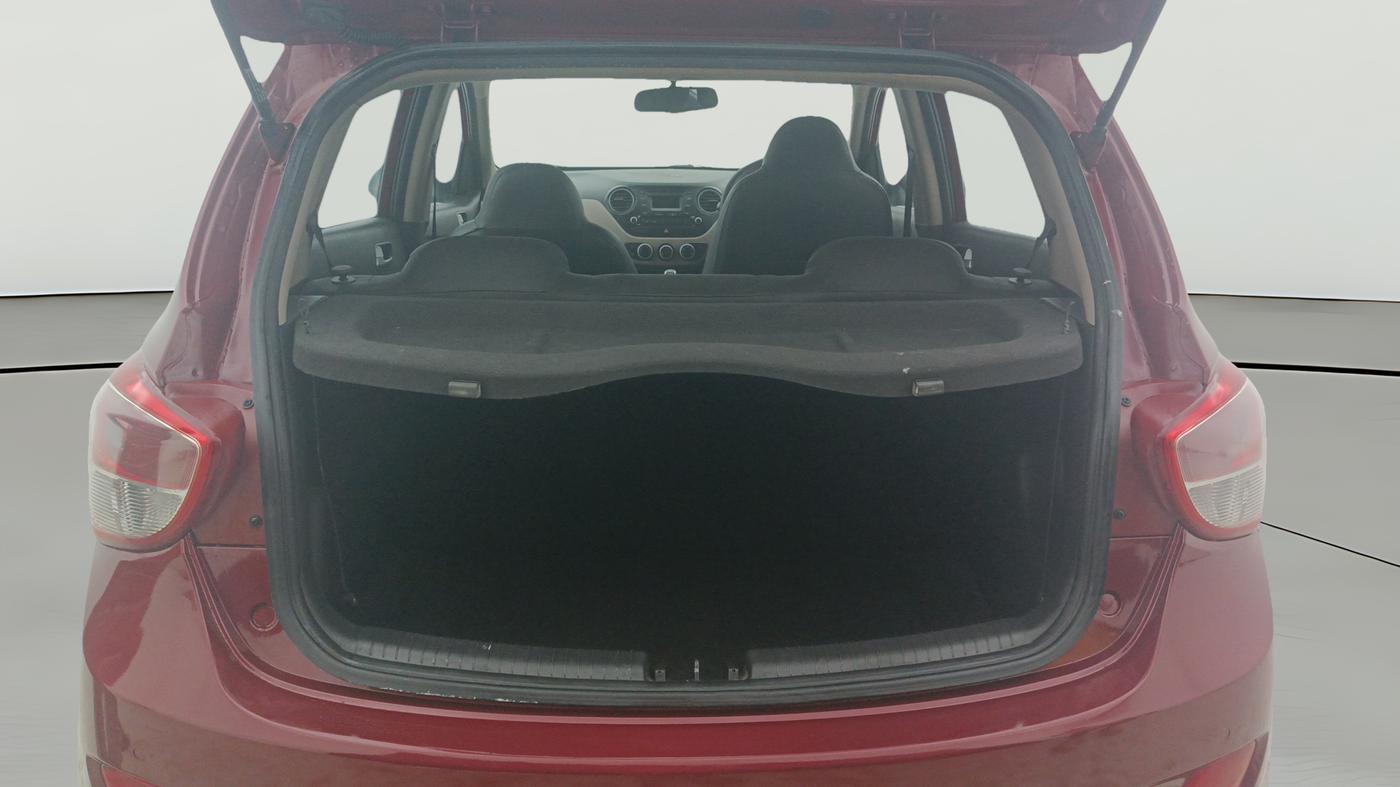 2015 Hyundai Grand i10 SPORTZ 1.2 KAPPA VTVT, Petrol, Manual, 67,581 km, Boot Open Zoomed View