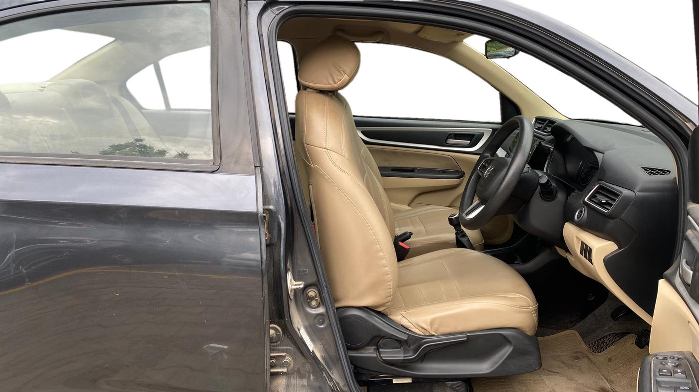 2022 Honda Amaze 1.2L I-VTEC VX, Petrol, Manual, 48,831 km, Right Side Front Door Cabin