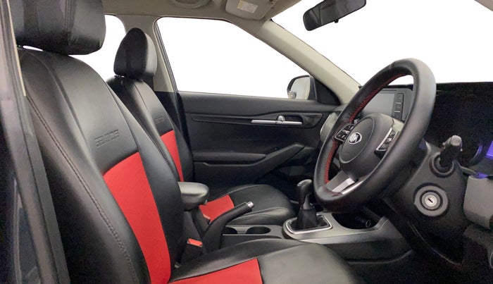 2019 KIA SELTOS HTK 1.5 PETROL, Petrol, Manual, 59,616 km, Right Side Front Door Cabin