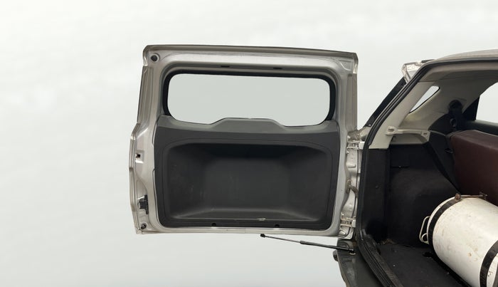 2017 Ford Ecosport AMBIENTE 1.5L PETROL, CNG, Manual, 1,05,543 km, Boot Door Open