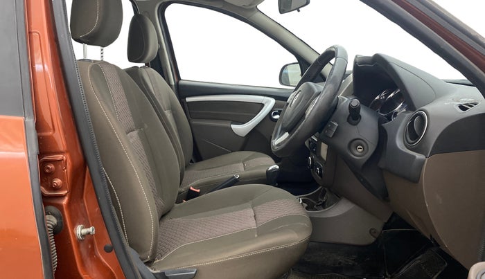 2017 Renault Duster 110 PS RXZ 4X2 AMT DIESEL, Diesel, Automatic, 1,37,469 km, Right Side Front Door Cabin