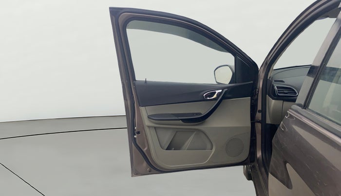 2016 Tata Tiago XZ PETROL, Petrol, Manual, 57,688 km, LHS Front Door