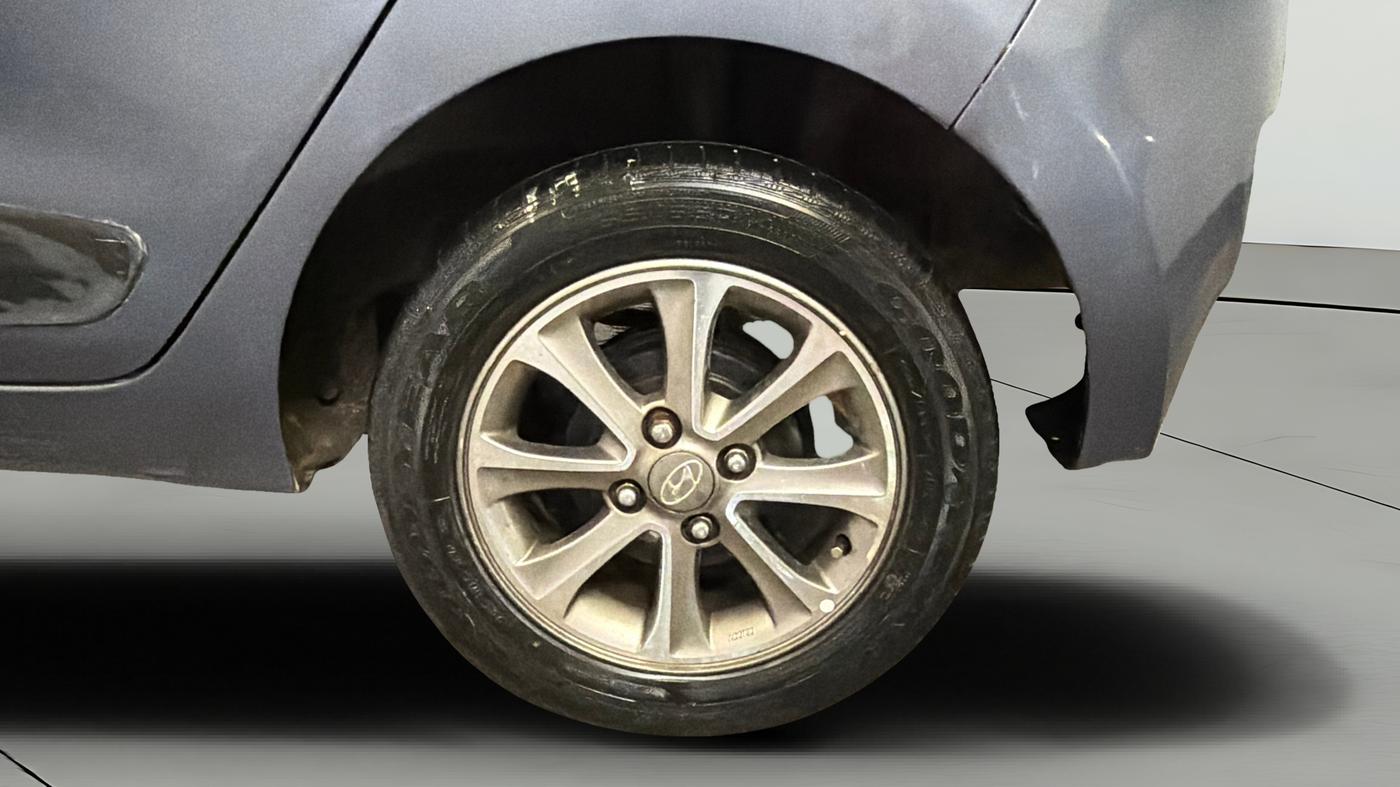 2015 Hyundai Grand i10 ASTA (O) 1.2 KAPPA VTVT, Petrol, Manual, 71,956 km, Left Rear Wheel