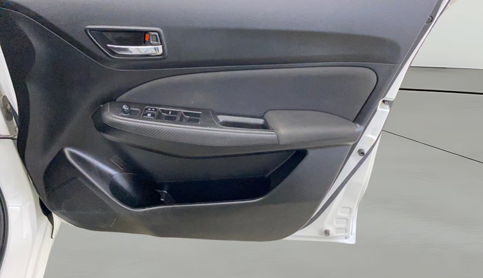 2019 Maruti Swift VXI, Petrol, Manual, 27,718 km, Driver Side Door Panels Control