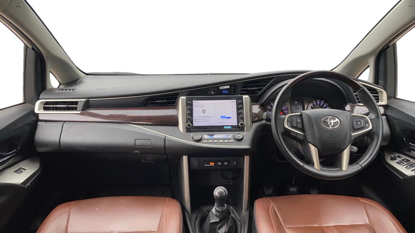 2022 Toyota Innova Crysta 2.7 VX 7 STR, Petrol, Manual, 33,799 km, Dashboard