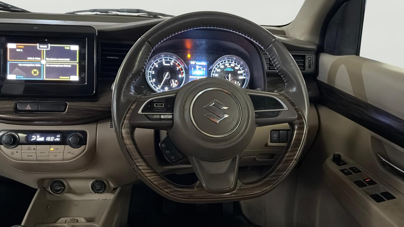 2019 Maruti Ertiga ZXI+ SHVS, Petrol, Manual, 72,312 km, Steering Wheel Close Up