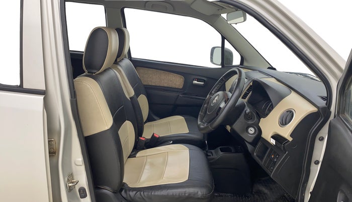 2018 Maruti New Wagon-R VXI 1.2 AMT, Petrol, Automatic, 25,941 km, Right Side Front Door Cabin