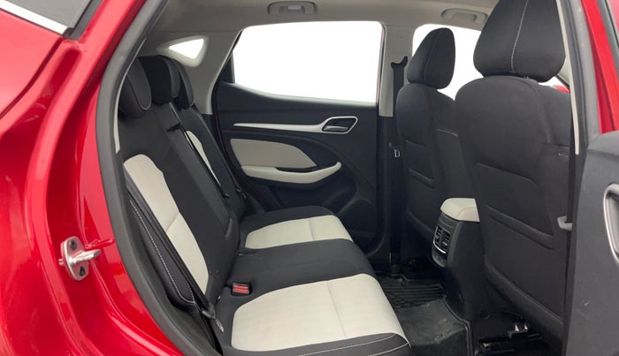 2024 MG ASTOR Select 1.5 MT, Petrol, Manual, 12,206 km, Right Side Rear Door Cabin