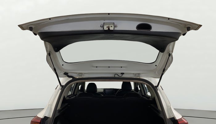 2022 KIA SELTOS HTK PLUS 1.5 IMT, Petrol, Manual, 68,922 km, Boot Door Open