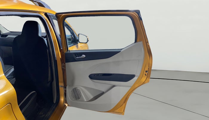 2020 Renault TRIBER RXZ, Petrol, Manual, 42,900 km, RHS Rear Door