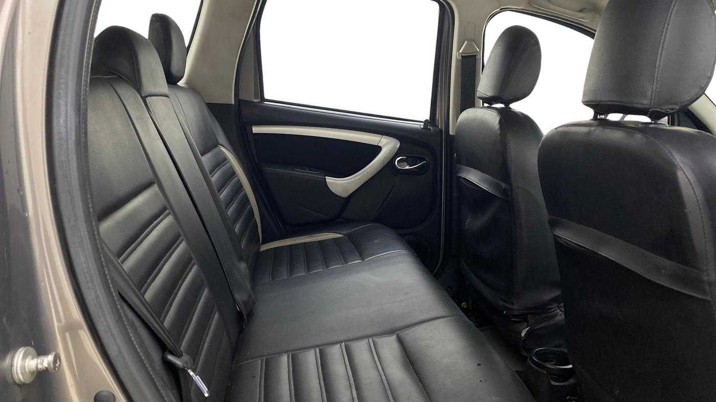 2018 Nissan Terrano  XL D Plus, Diesel, Manual, 55,979 km, Right Side Rear Door Cabin