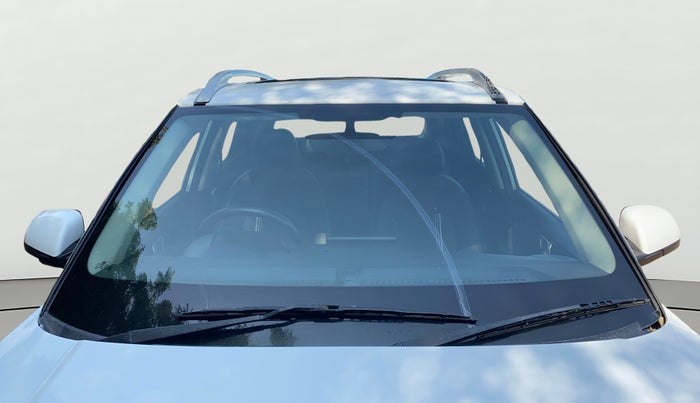 2021 Hyundai VENUE SX 1.0 (O) TURBO, Petrol, Manual, 61,353 km, Front Windshield