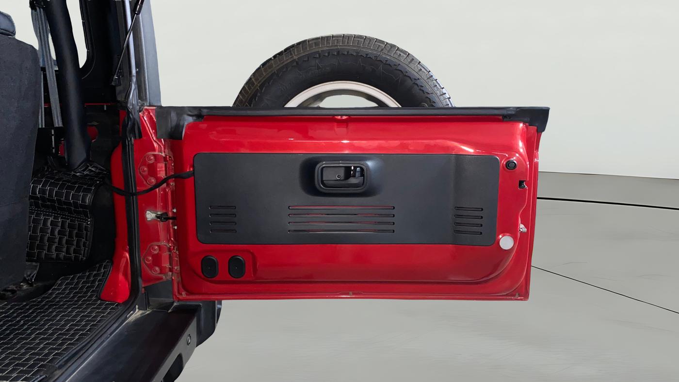 2023 Mahindra Thar LX PETROL HT 4WD AT, Petrol, Automatic, 8,873 km, Boot Door Open