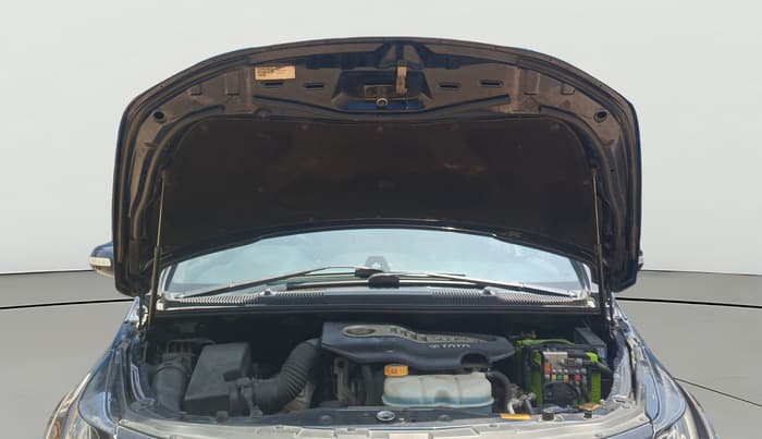2017 Tata Hexa XT 4X4 7 STR, Diesel, Manual, 1,26,306 km, Open Bonet