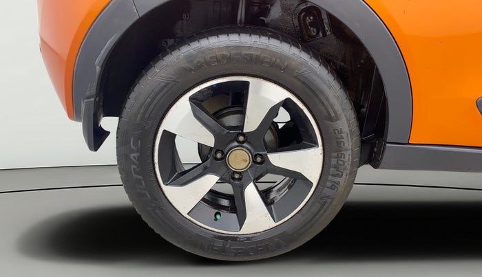 2018 Tata NEXON XZ PLUS DIESEL, Diesel, Manual, 1,27,851 km, Right Rear Wheel