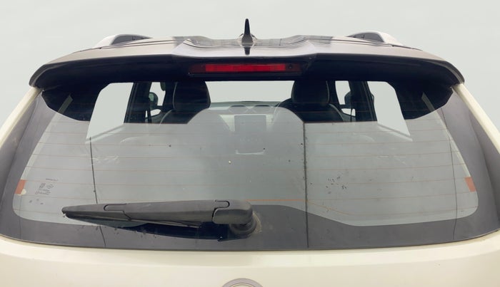 2023 Nissan MAGNITE XV MT, Petrol, Manual, 35,403 km, Rear Windshield