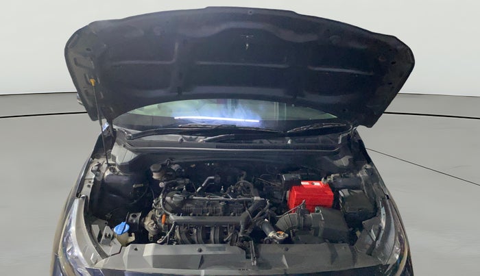 2021 Hyundai NEW I20 SPORTZ 1.2 AT, Petrol, Automatic, 24,998 km, Open Bonet