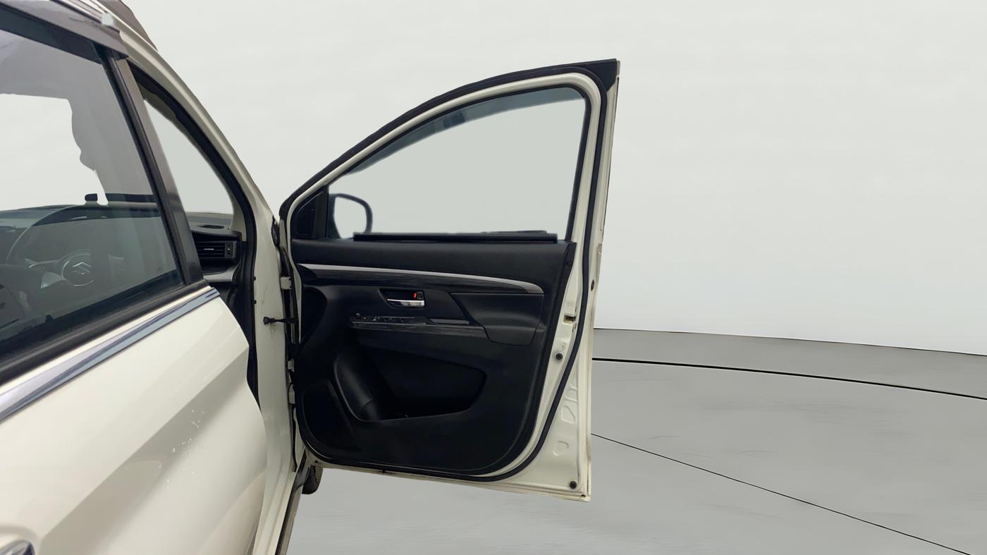 2022 Maruti XL6 ZETA MT, Petrol, Manual, 58,749 km, RHS Front Door