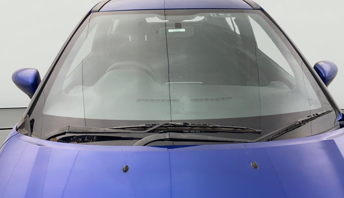 2019 Nissan Kicks XL 1.5, Petrol, Manual, 72,696 km, Front Windshield