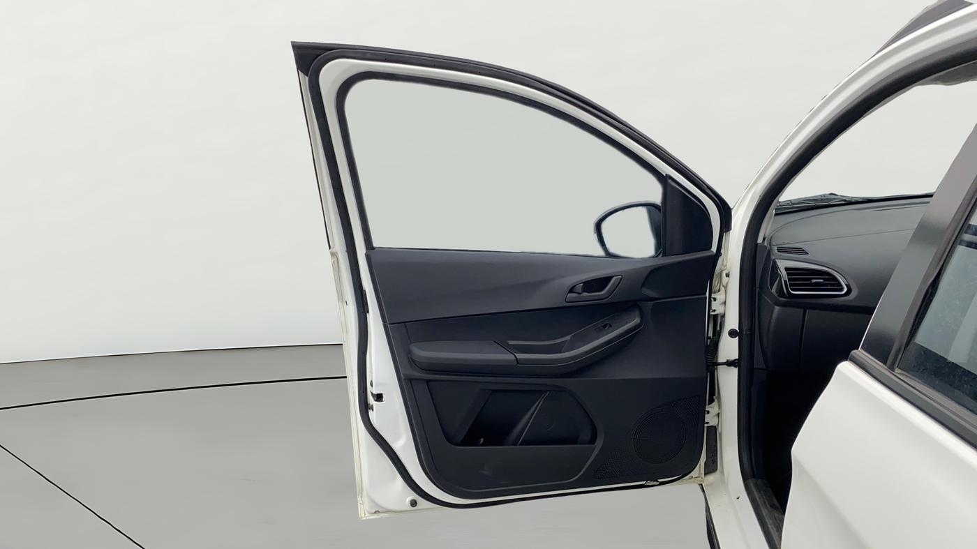 2022 Tata TIAGO NRG XZ AMT, Petrol, Automatic, 33,793 km, LHS Front Door