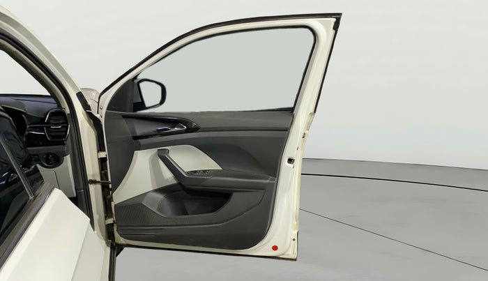 2022 Skoda KUSHAQ STYLE 1.5L TSI DSG, Petrol, Automatic, 50,926 km, RHS Front Door