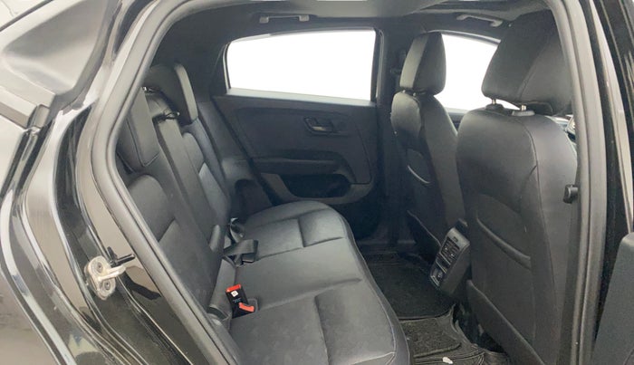 2024 Tata ALTROZ XZ Plus (S) Dark Edition, Petrol, Manual, 14,856 km, Right Side Rear Door Cabin