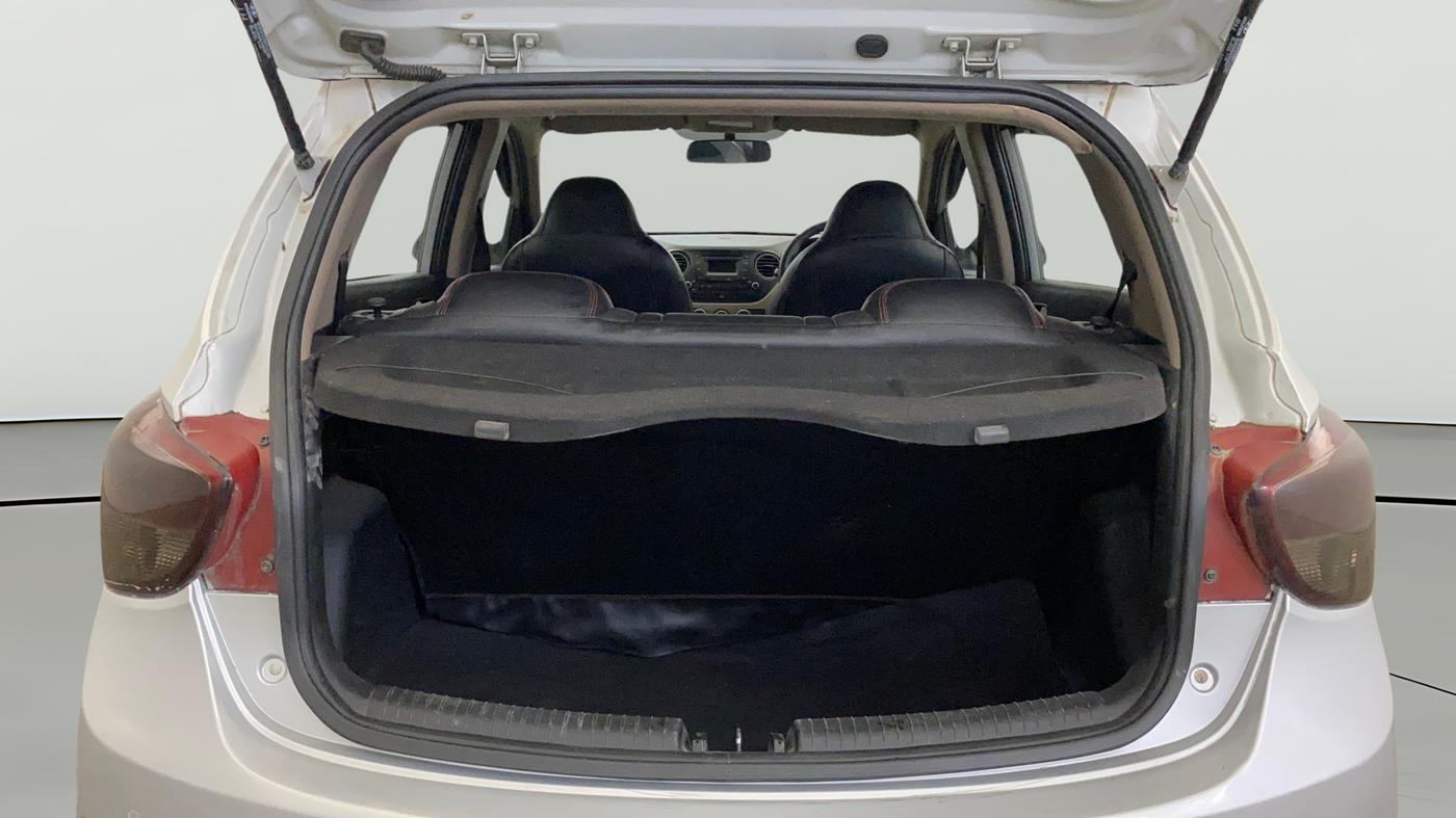 2015 Hyundai Grand i10 SPORTZ 1.2 KAPPA VTVT, Petrol, Manual, 55,260 km, Boot Open Zoomed View